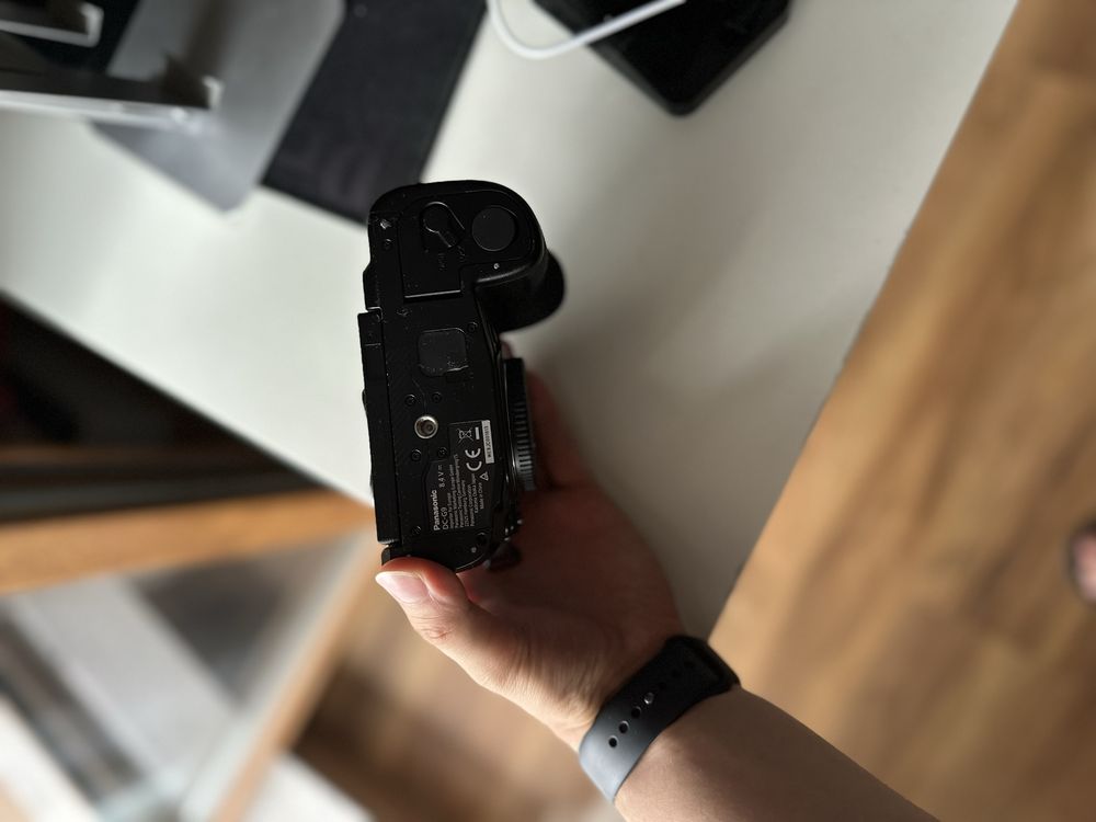 Panasonic lumix g9L