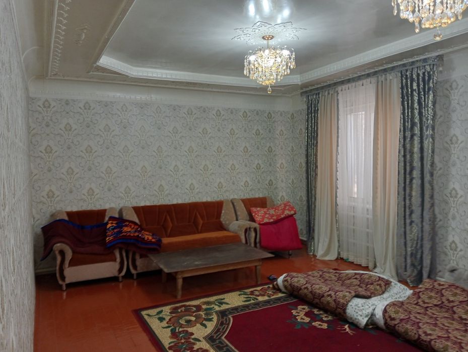 Срочно Продается дом город Янгиюль ул Туркистан дом 45, с бизнесом