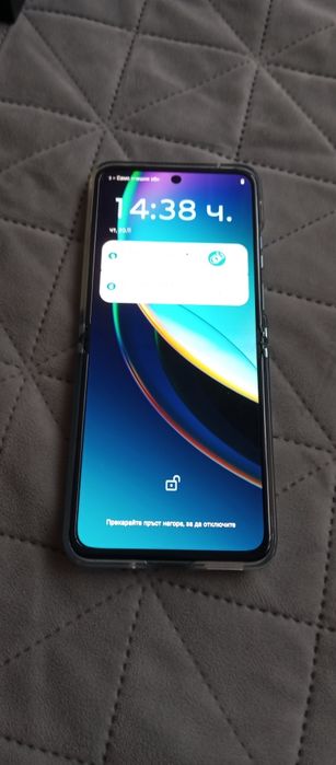 Моторола razr 40