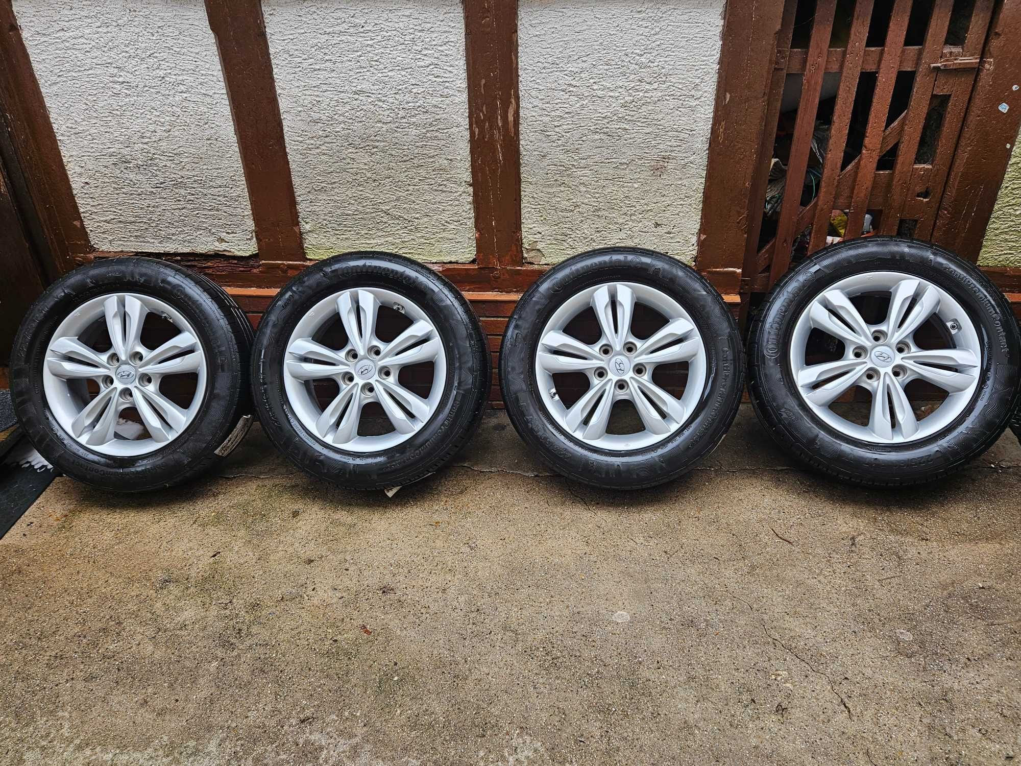 Оригинални лети джанти 17" HÜNDAI I30 Гуми 225/60/17