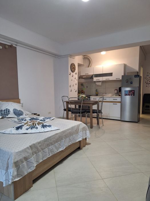 Inchiriez studio MAMAIA NORD