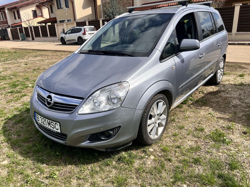 Opel Zafira 7 locuri