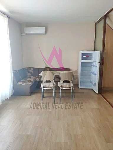 Дава се под наем Двустаен апартамент в Варна, Колхозен пазар - 40 кв.м за 300 € - Снимка #1