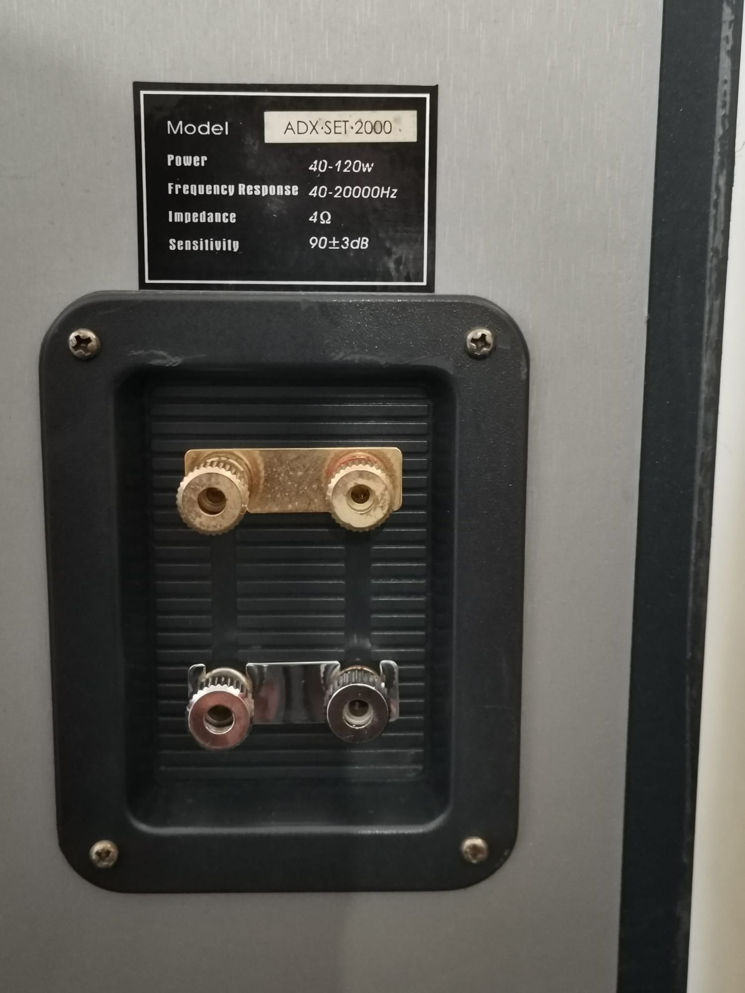 Boxe camera quadral xxl ADX SET 2000 Incinta acustica deosebită