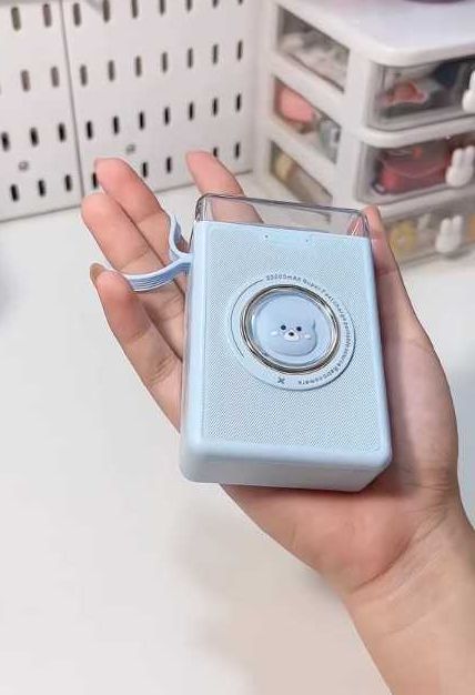 Компактна Външна Батерия Power Bank с вградени 4 кабела, 10000 mAh