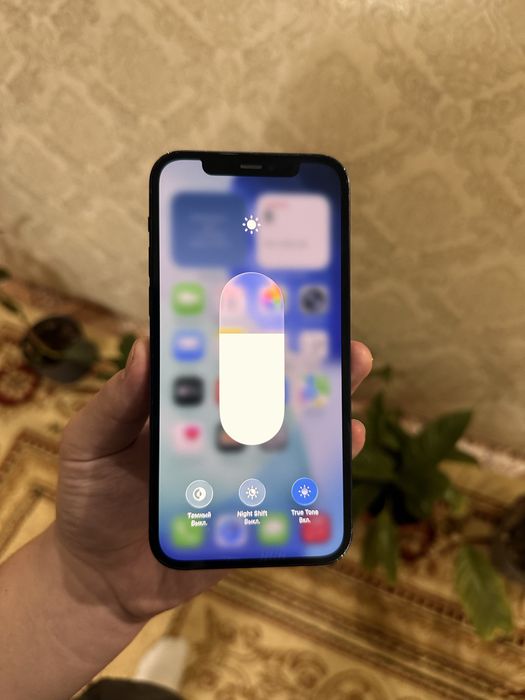 iPhone 12 128GB. В отличном состоянии!