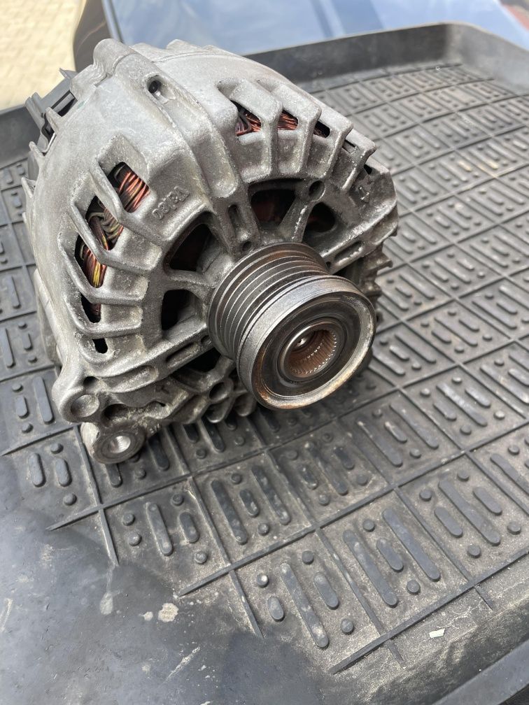 Alternator Vw Passat B7