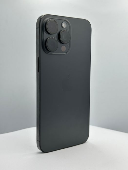 iPhone 15 Pro Max 256GB, Black Titanium Garantie 2 ani CH-iOS T346