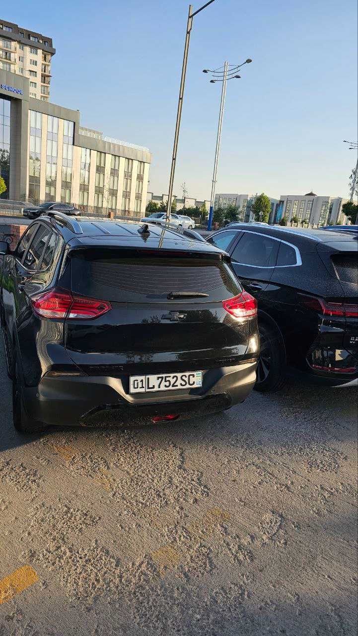 Tracker 2 Premier