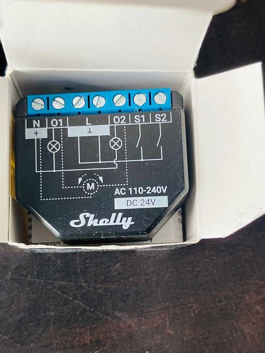 Comutator inteligent pentru rulouri Shelly Plus 2PM