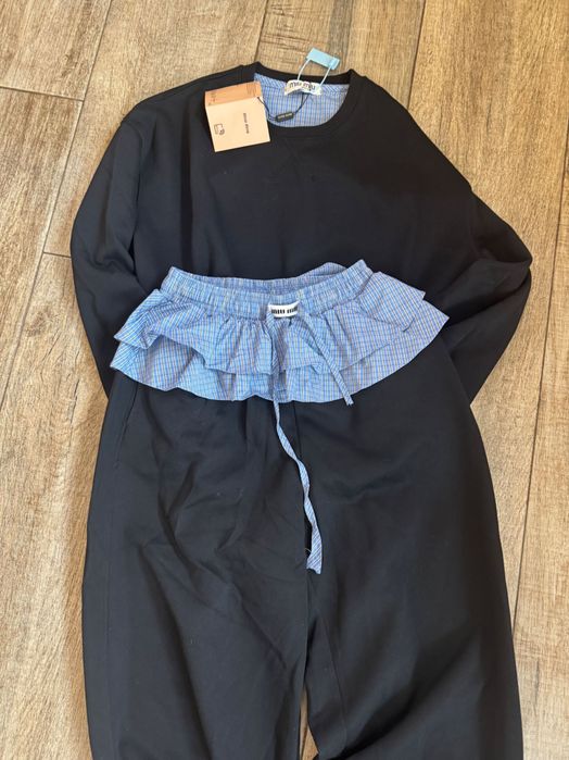 Дамски комплект нов