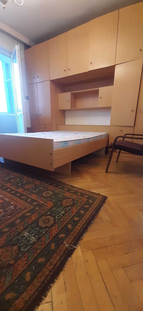 Дава се под наем Тристаен апартамент в Севлиево - 76 кв.м за 204 € - Снимка #1