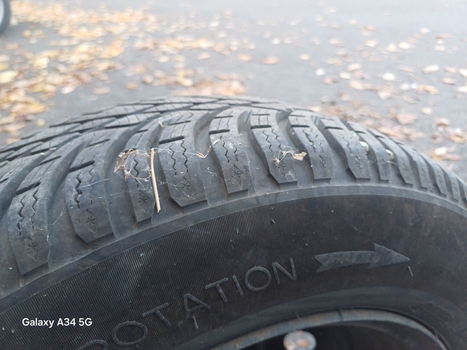 Vand 4 cauciucuri de iarna 185/65 R 14