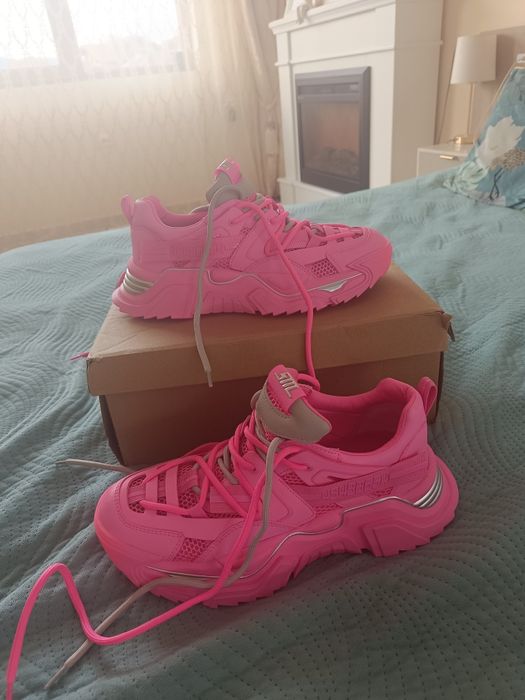 Steve Madden розови маратонки