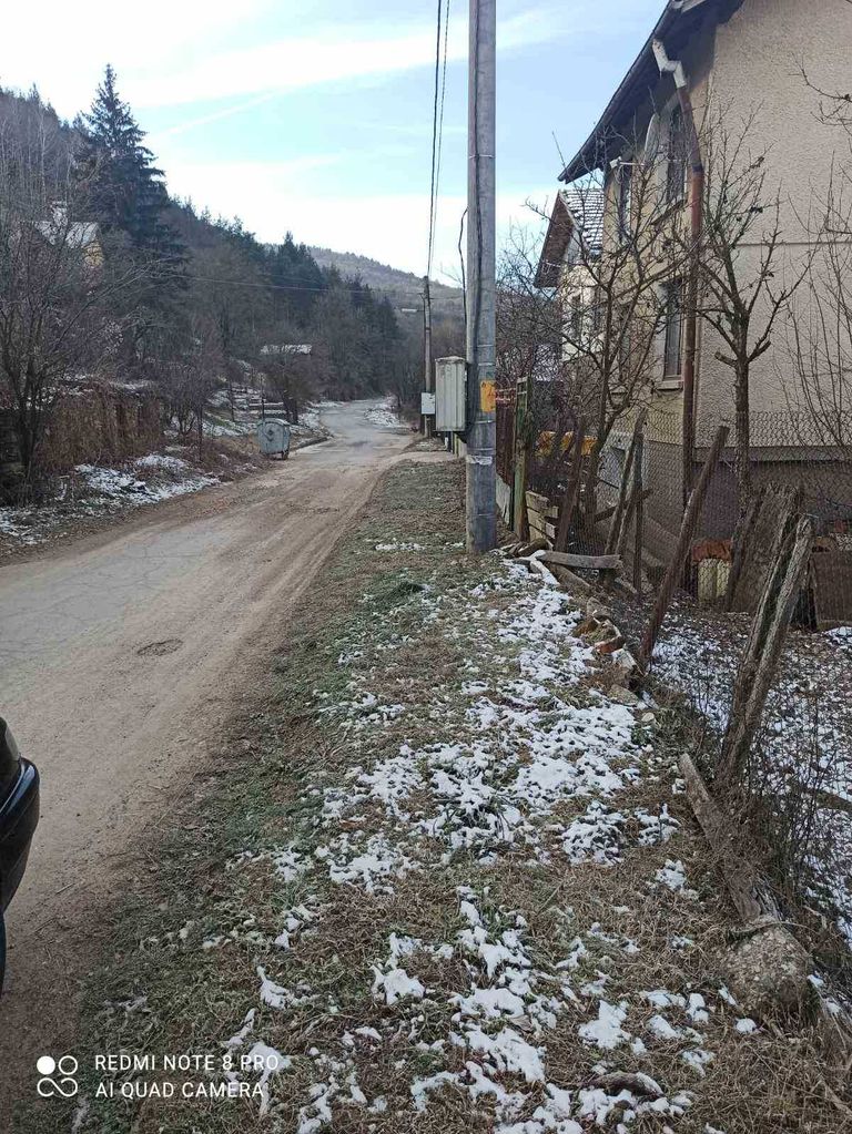 Продава се Парцел в с. Голема Раковица, Област София-област - 381 кв.м за 56 €/кв.м - Снимка #2