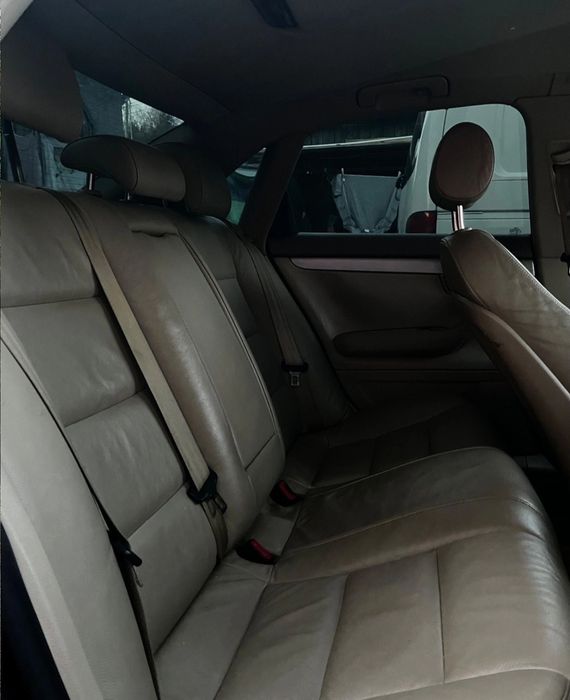 Vând a4 b7 URGENT . Fiscal pe loc