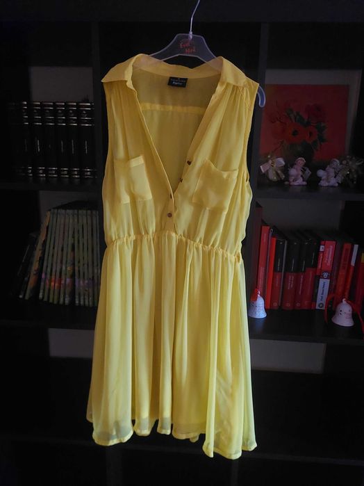 Rochie galbena fara maneci