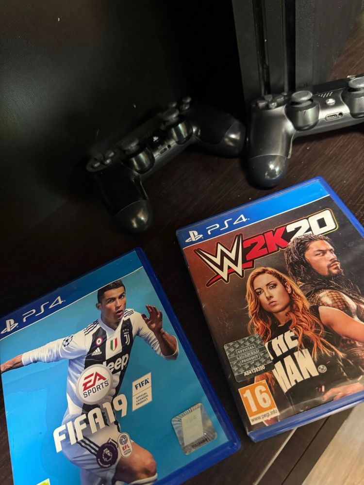 Playstation 4 pro 2 джойстика