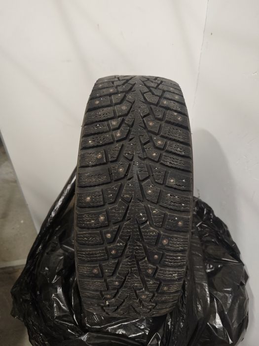 Продам шины Maxxis (4штуки)
