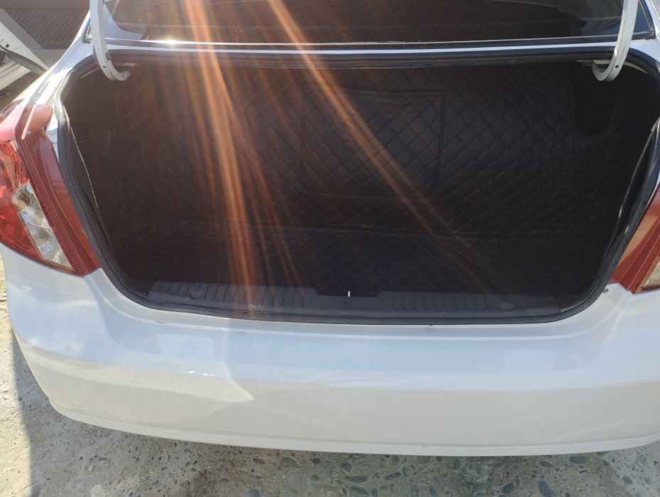 Lasetti 2012 sotiladi