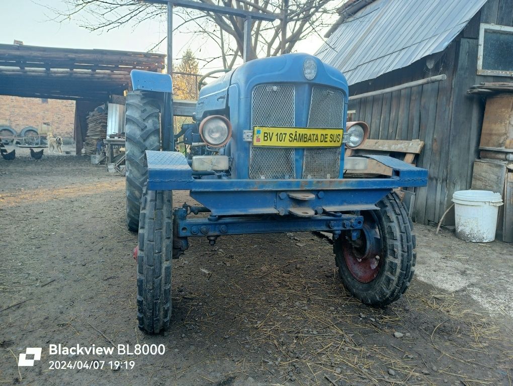 Tractor fordson 55 cai