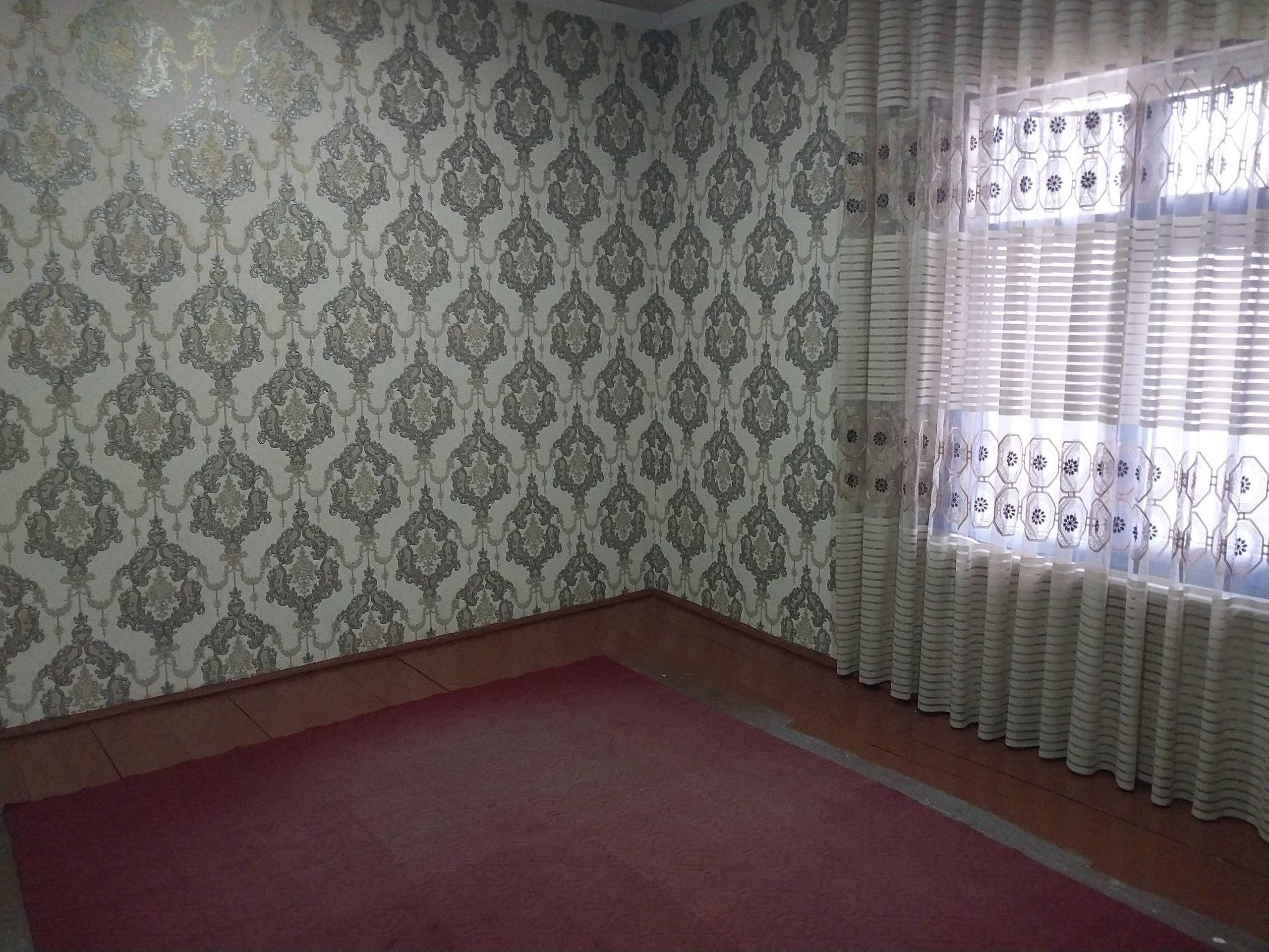 Navoiy viloyati, Navbahor tumanida Omborxona binosi sotiladi.