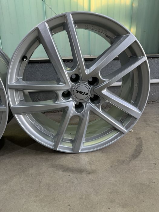 Jante aliaj RIAL R18 5x112 7.5J et39
