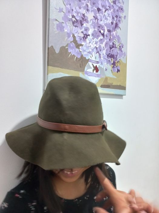 Продам шляпу в отличном состоянии