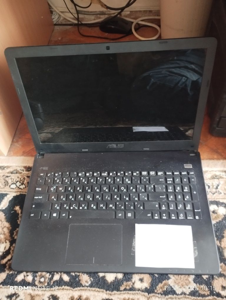 Лаптоп Асус asus