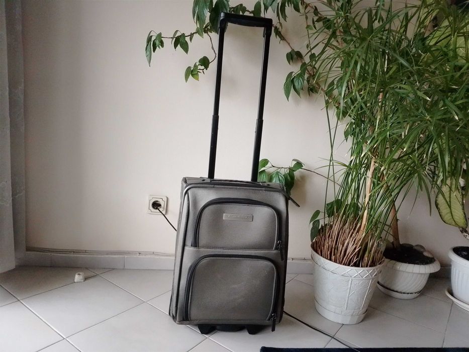 Куфар 2бр  колелца "AUSTRIAN AIRLINES" "50/35/25см" "20лв"!+Доставка!