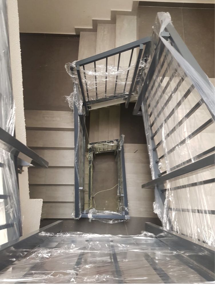 Garduri, porti, balustrade