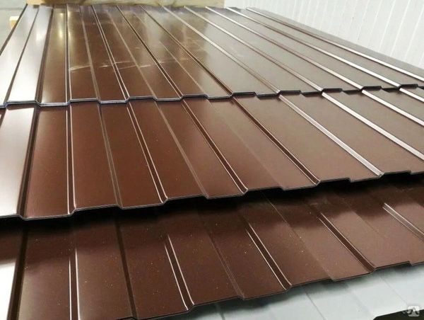 Срочно продам профлист коричневая