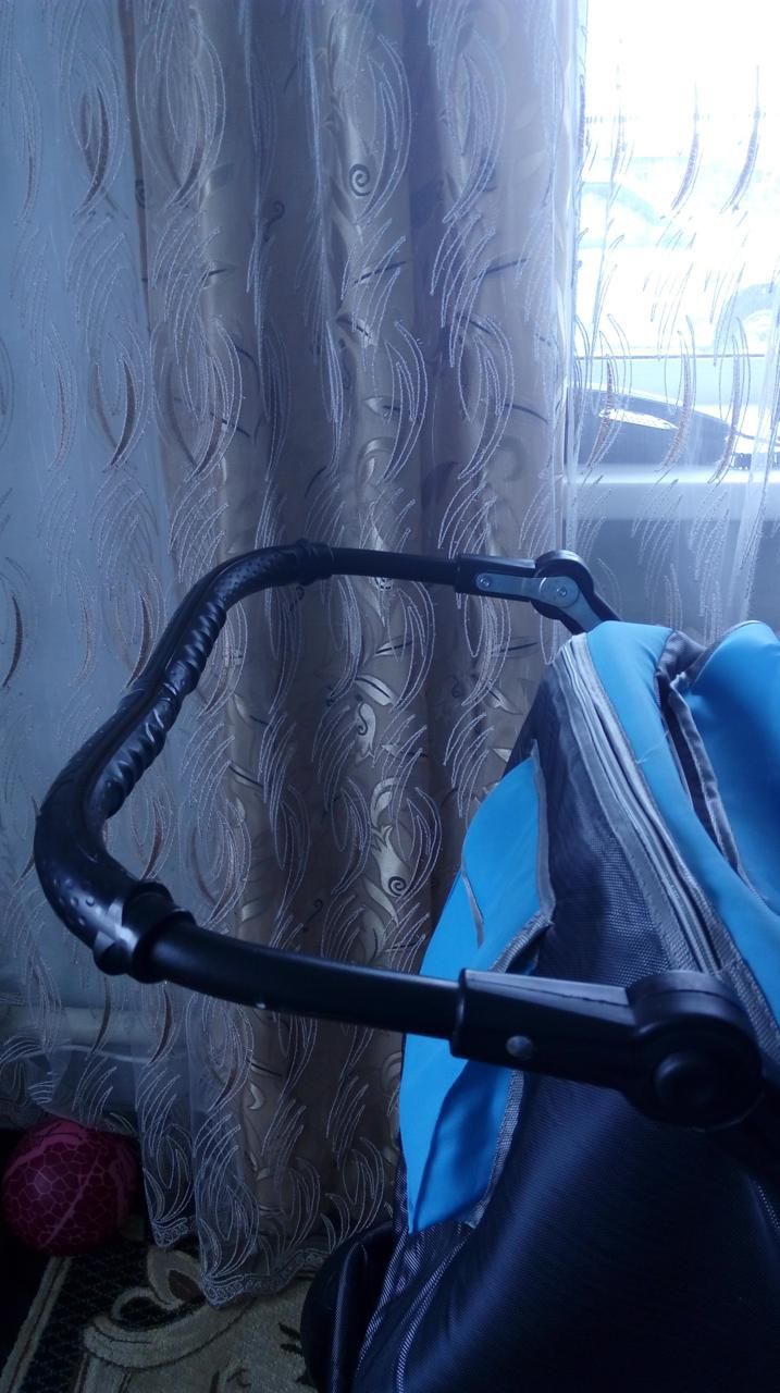 Детская коляска.