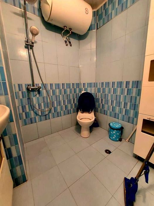 Дава се под наем Двустаен апартамент в Бургас, Център - 60 кв.м за 408 € - Снимка #3