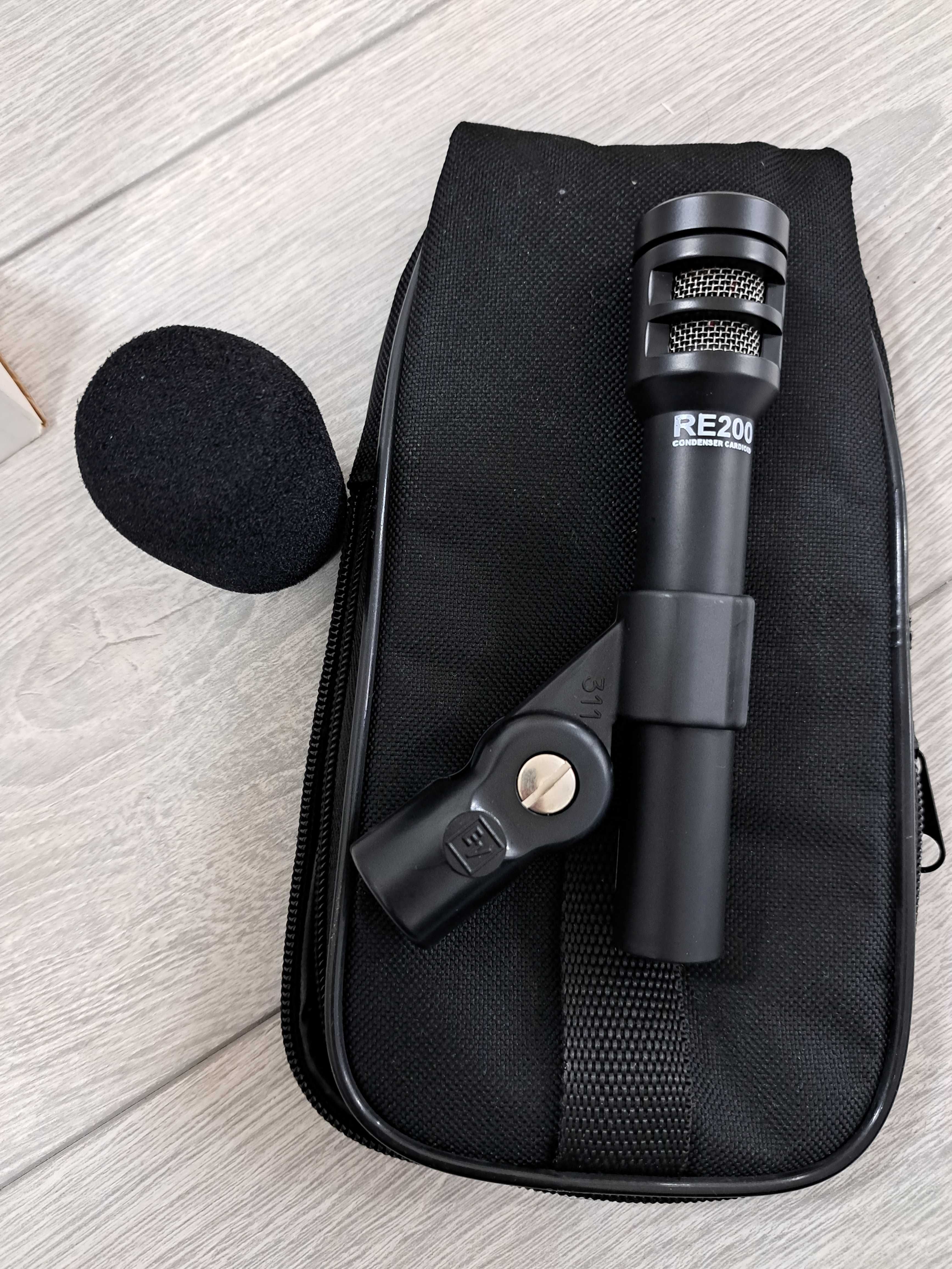 Microfon Electro-Voice RE200