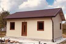 Vând case pe structura metalica