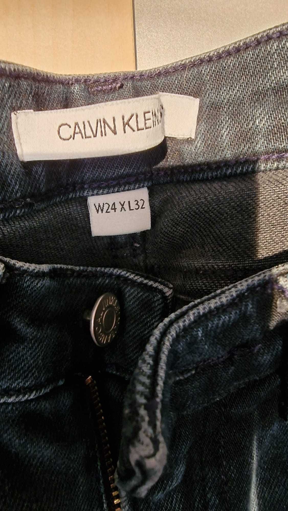 Blugi Calvin Klein, măr 24