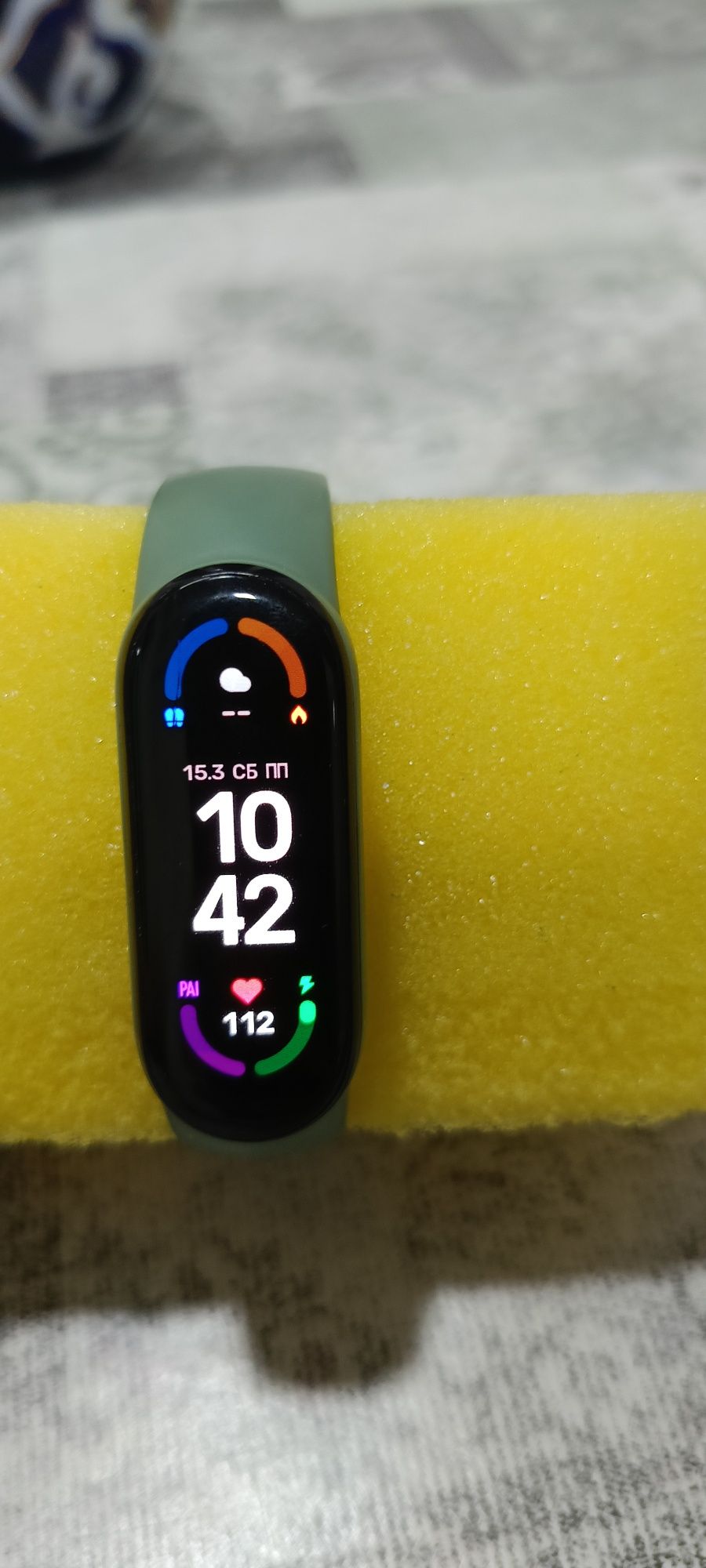 Mi band 6 sotiladi