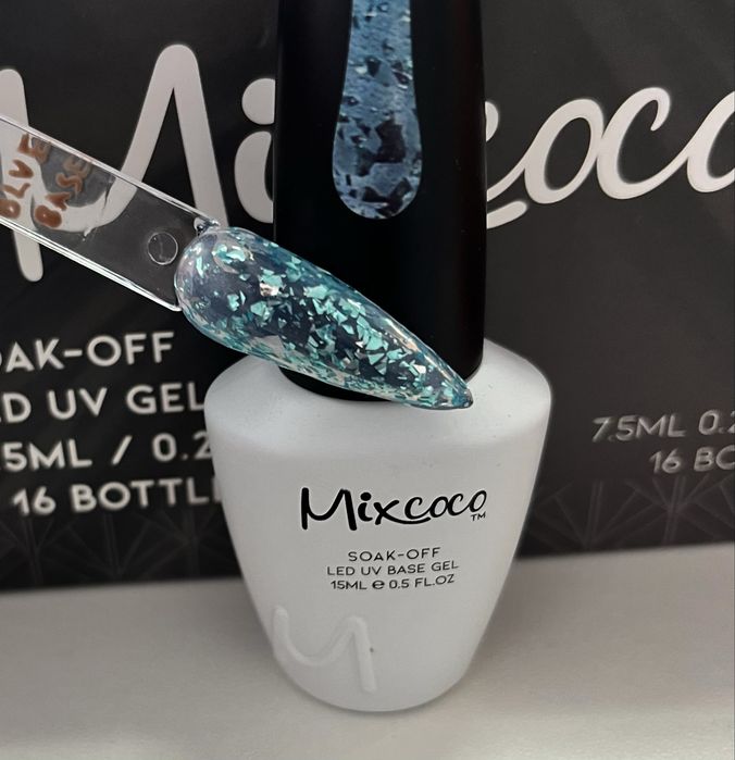 Продавам колекция от гел лакове MİXCOCO Всички са в отлично състояние.