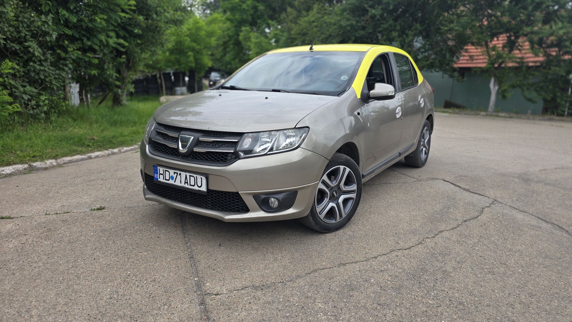Vând Dacia Logan 2015 GPL