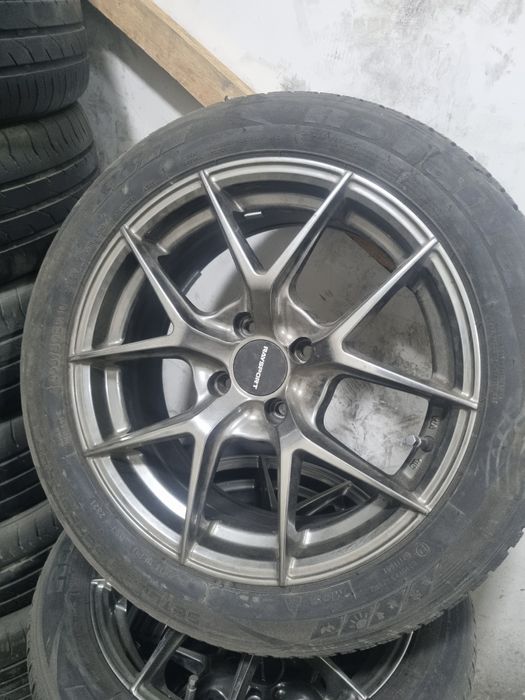 Продаются диски с шинами 350$ прошу  состояние новые диски. Торг есть.