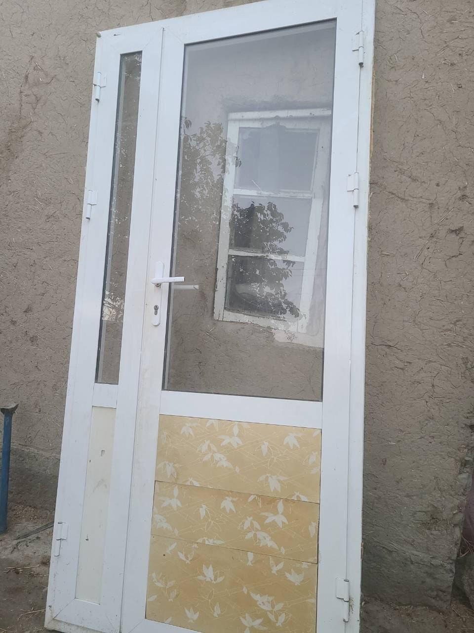 Акфа дераза эшиклар сотилади