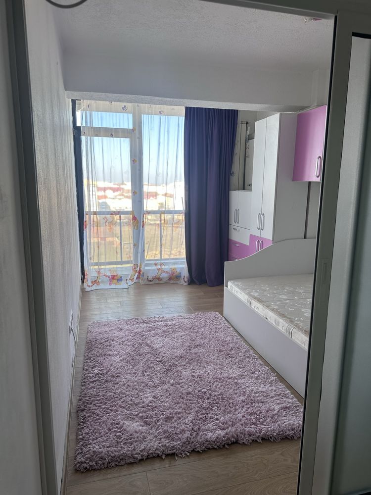 Vand apartament 2 camere complet mobilat și utilat