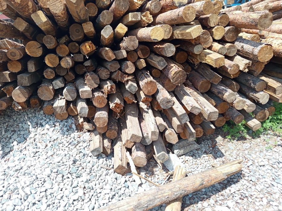 Лес кругляк сосна ,доски до 3 метров