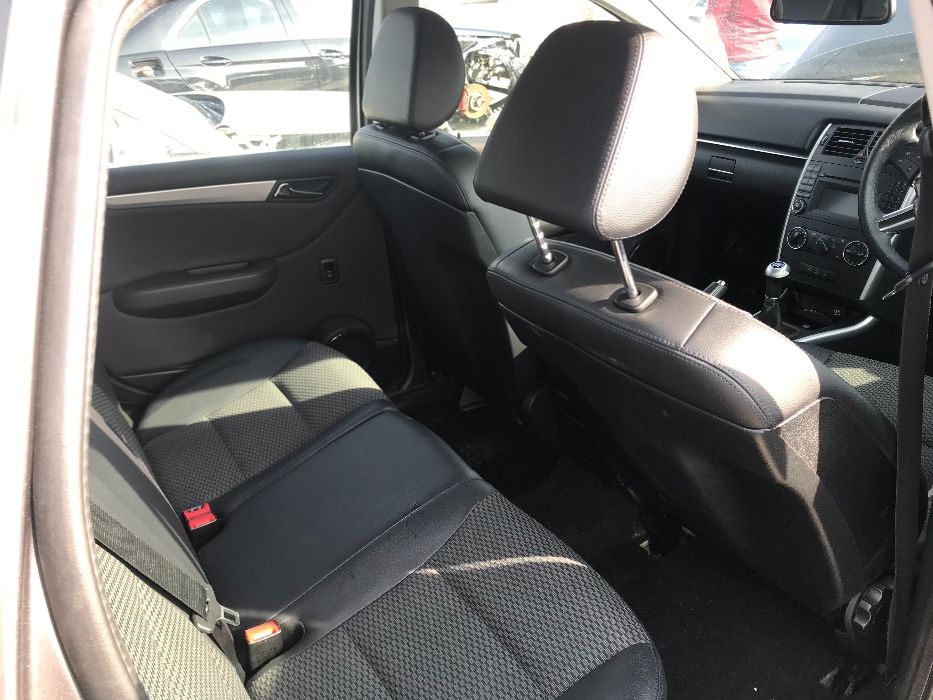 Мерцедес Б класа Mercedes B klasa W245 на части 1.6i Facelift Фейслифт