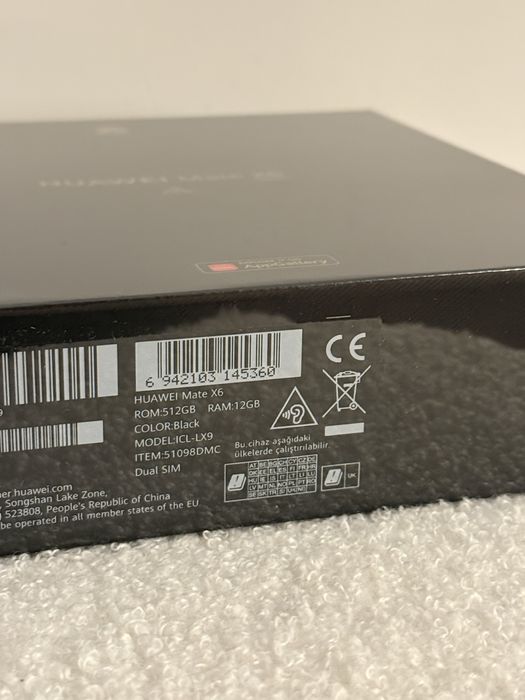 Huawei Mate X6 512GB Black - Nou, sigilat
