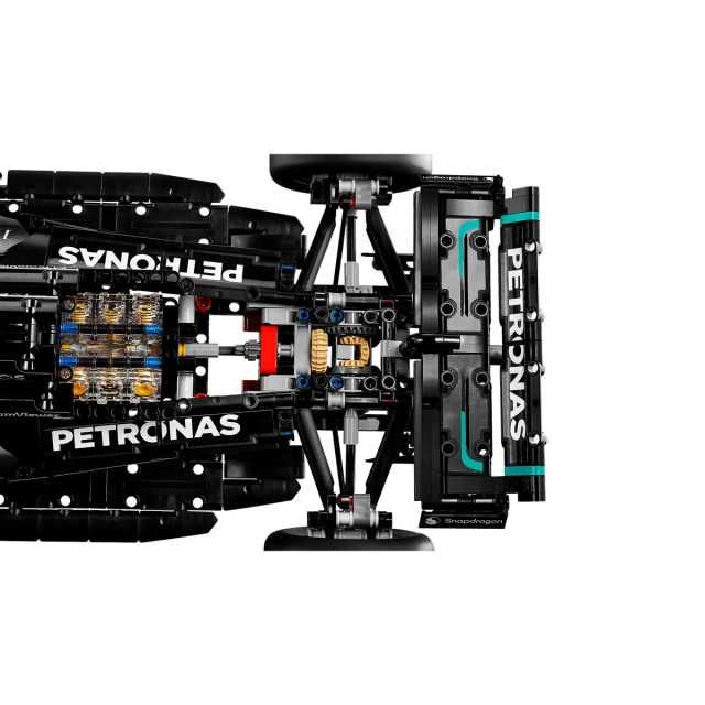 Lego Mercedes AMG F1 W14 E Performance