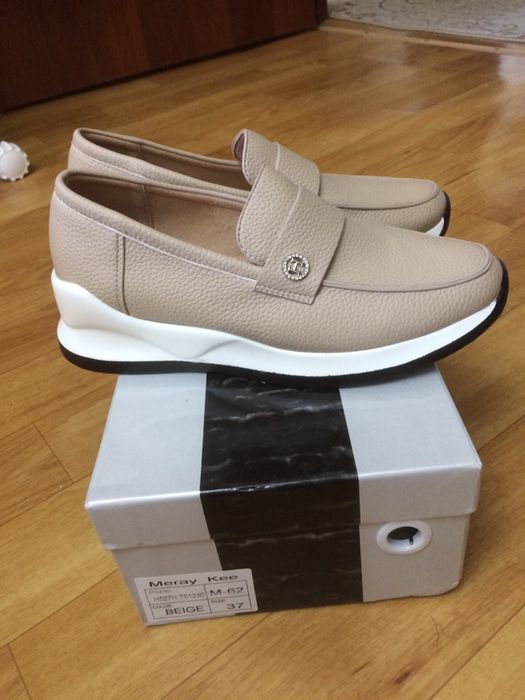 Продам новые лоферы