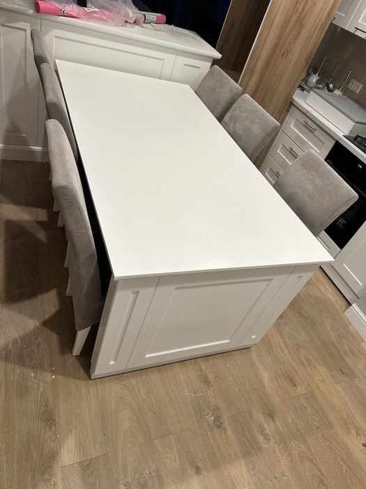 Masa Mdf + 6 scaune tapitate
