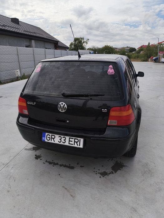 Vând Golf 4 preț negociabil